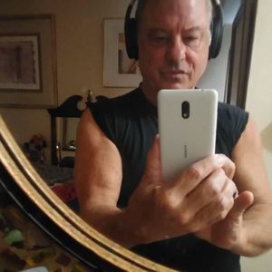 Meet your Posher, Thomas